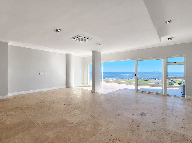 To Let 3 Bedroom Property for Rent in Mouille Point Western Cape